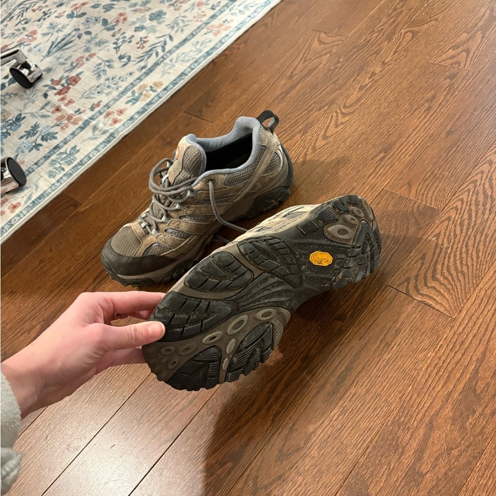 Merrell Women’s Brown and Black Athletic Shoes - Picture 10 of 11